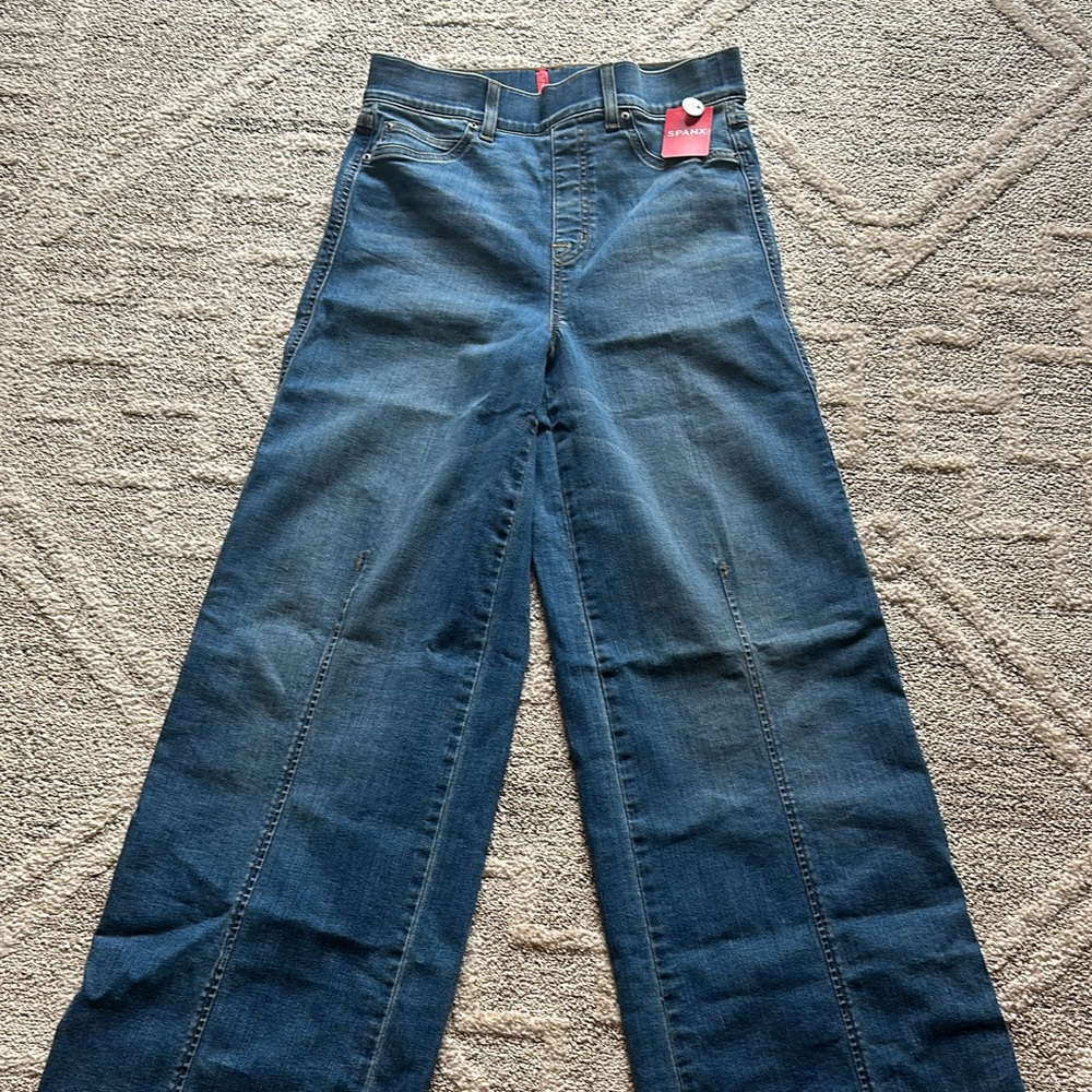 Spanx Wide Leg Jeans - Color: Vintage Indigo - NWT - smoke free pet free home.